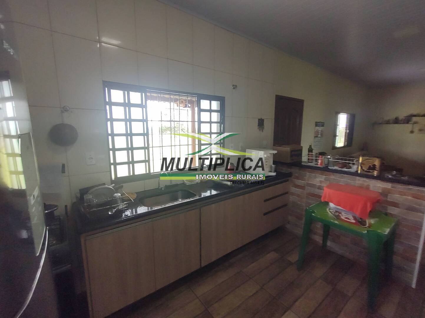 Chácara à venda com 3 quartos, 200m² - Foto 14