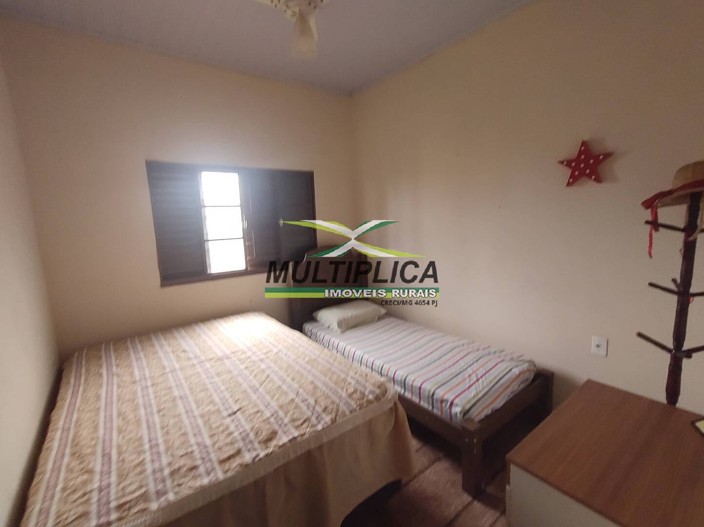 Chácara à venda com 3 quartos, 200m² - Foto 25