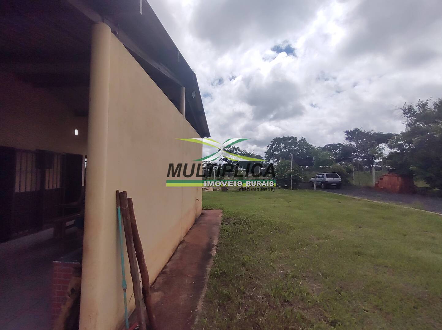 Chácara à venda com 3 quartos, 200m² - Foto 33