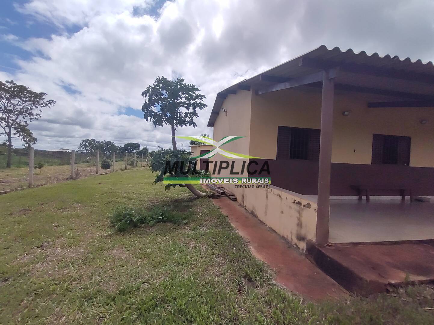 Chácara à venda com 3 quartos, 200m² - Foto 38