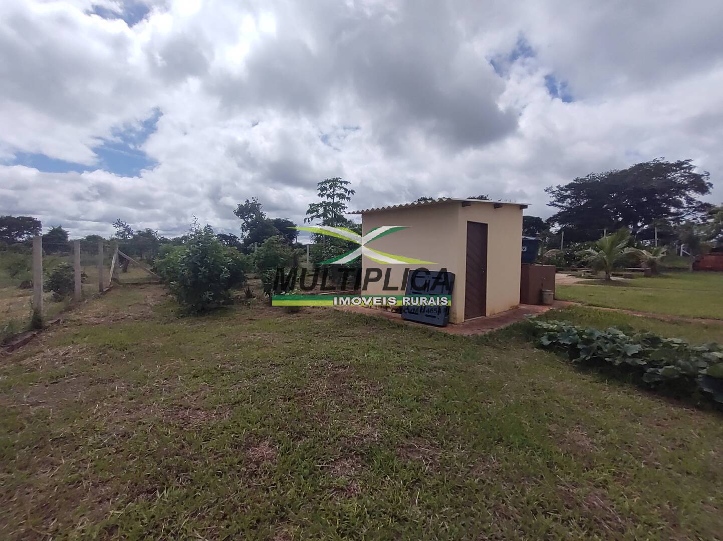 Chácara à venda com 3 quartos, 200m² - Foto 46