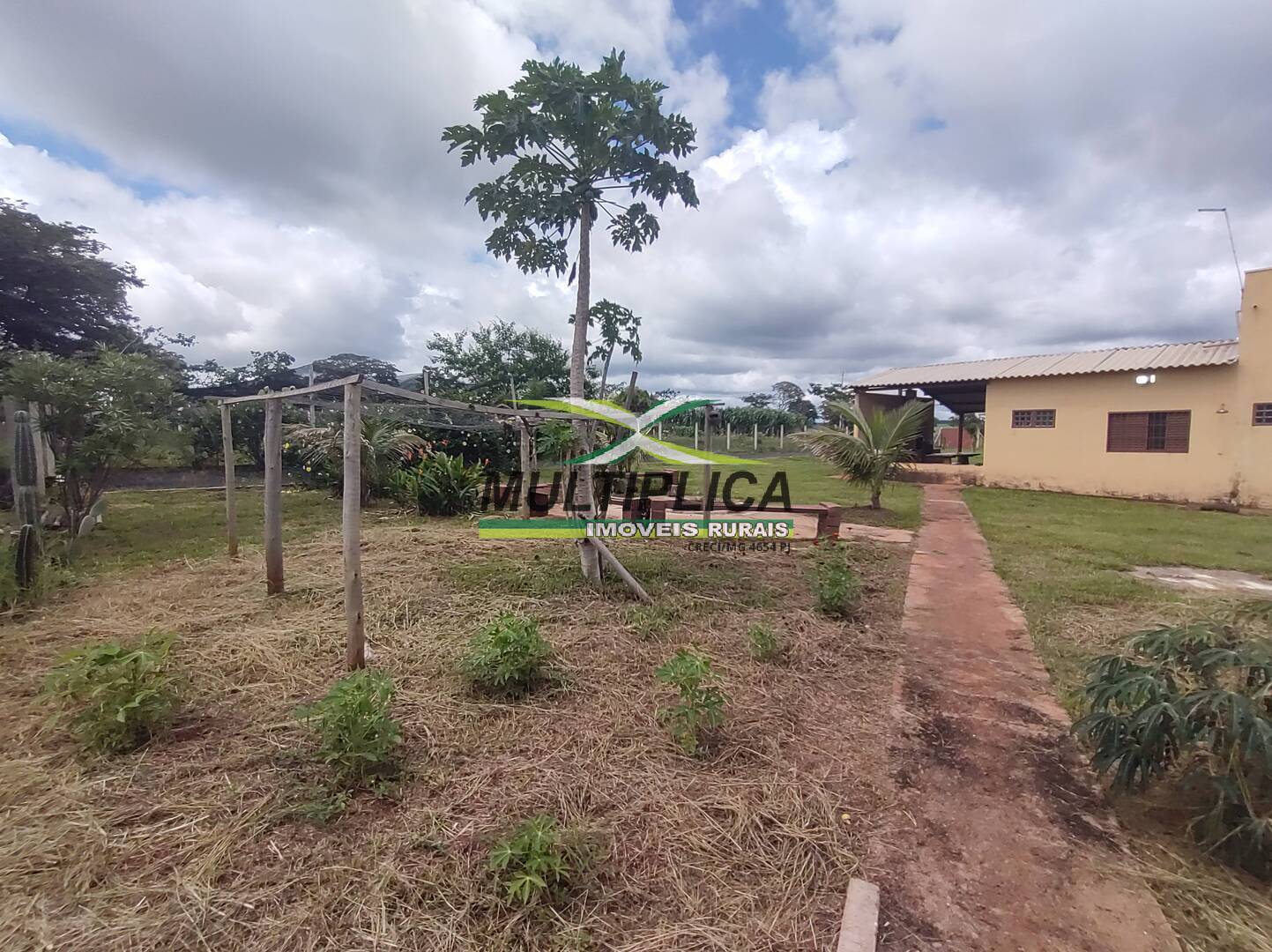 Chácara à venda com 3 quartos, 200m² - Foto 60