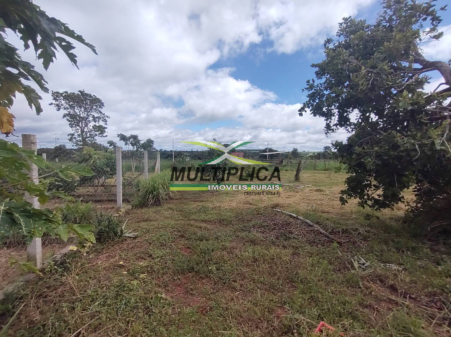 Chácara à venda com 3 quartos, 200m² - Foto 64