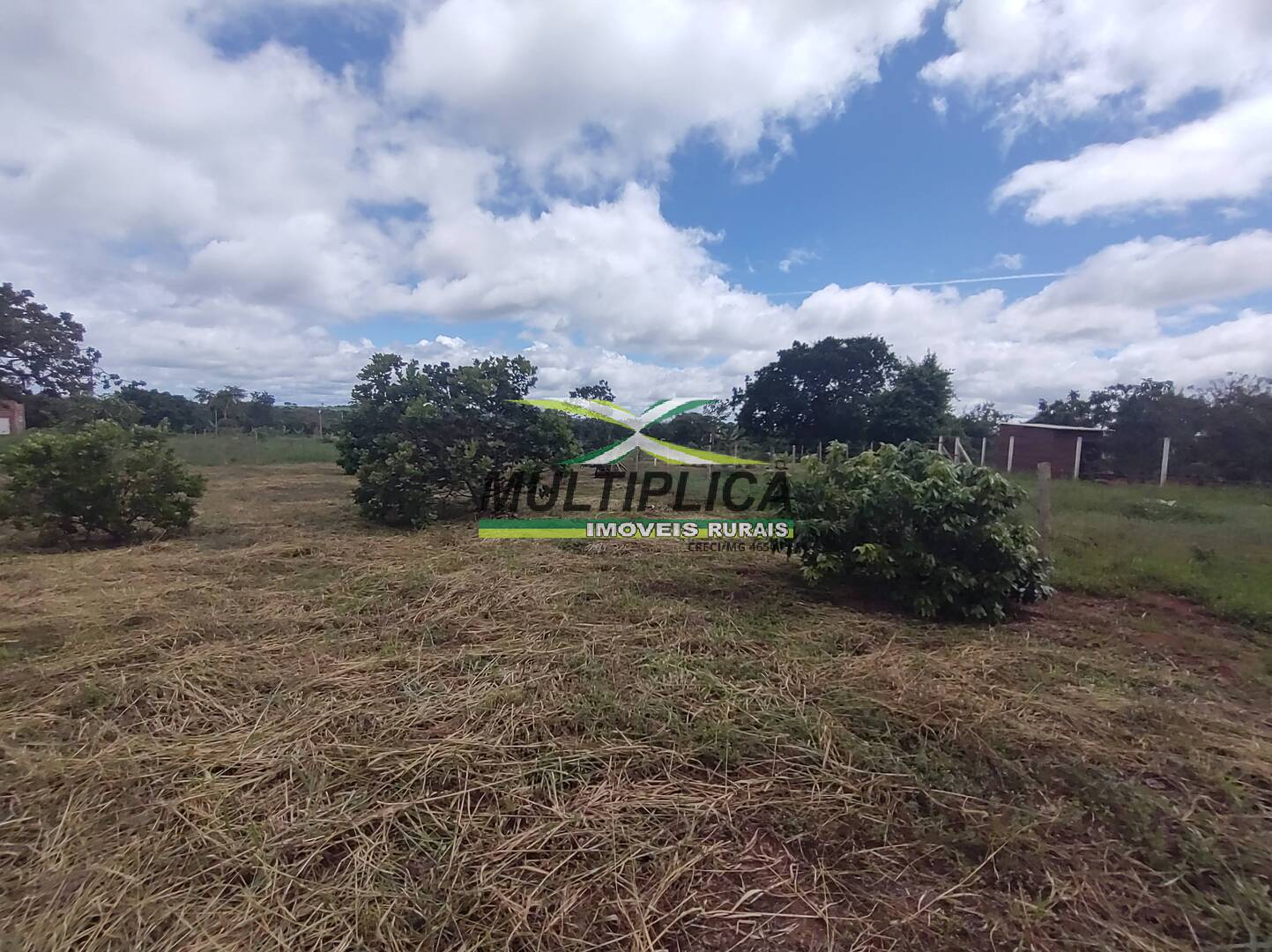 Chácara à venda com 3 quartos, 200m² - Foto 78