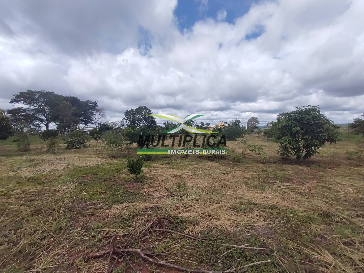 Chácara à venda com 3 quartos, 200m² - Foto 87