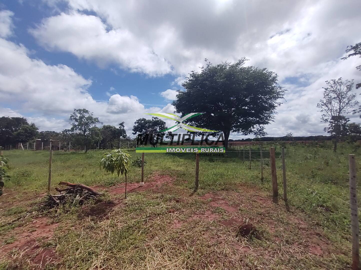 Chácara à venda com 3 quartos, 200m² - Foto 88