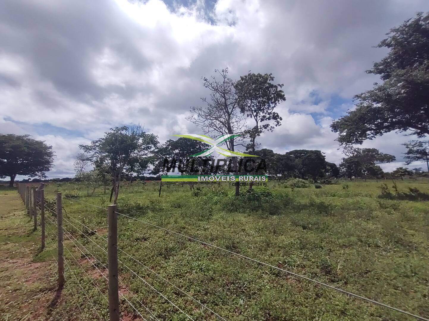 Chácara à venda com 3 quartos, 200m² - Foto 96