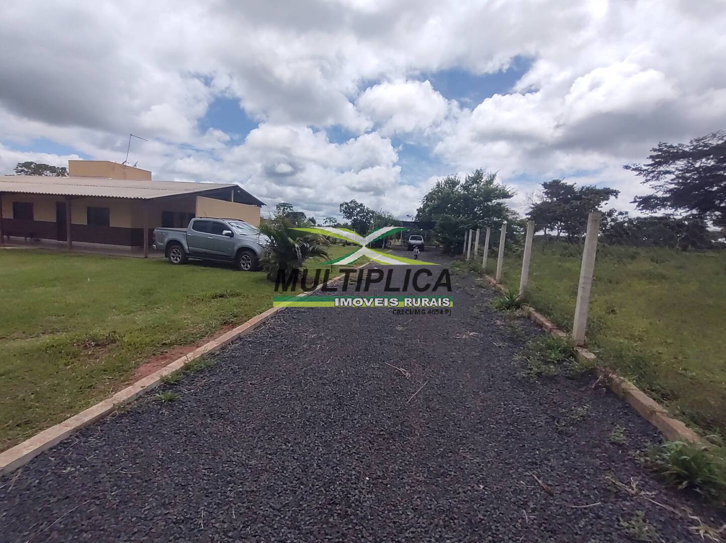 Chácara à venda com 3 quartos, 200m² - Foto 115