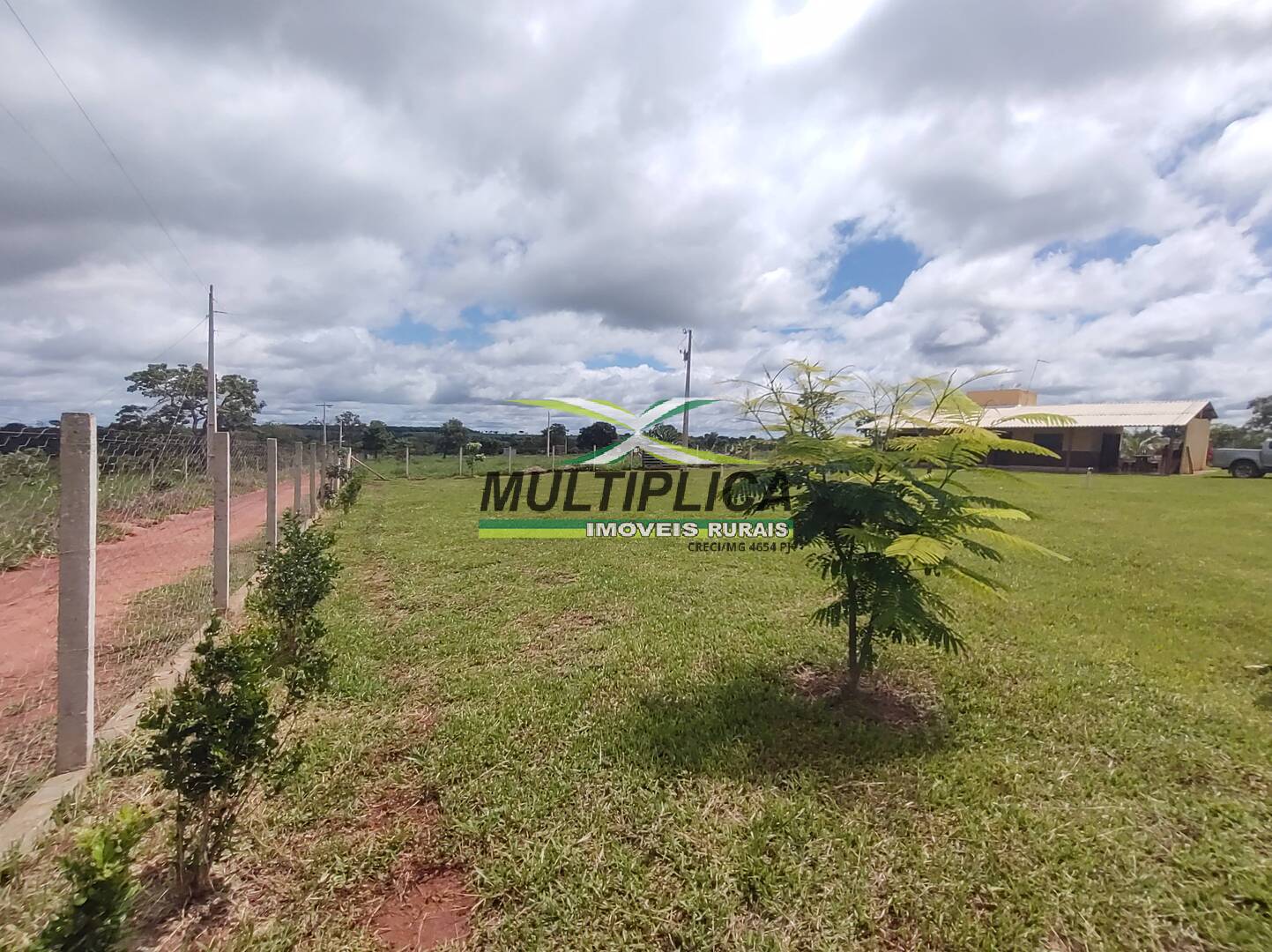 Chácara à venda com 3 quartos, 200m² - Foto 117