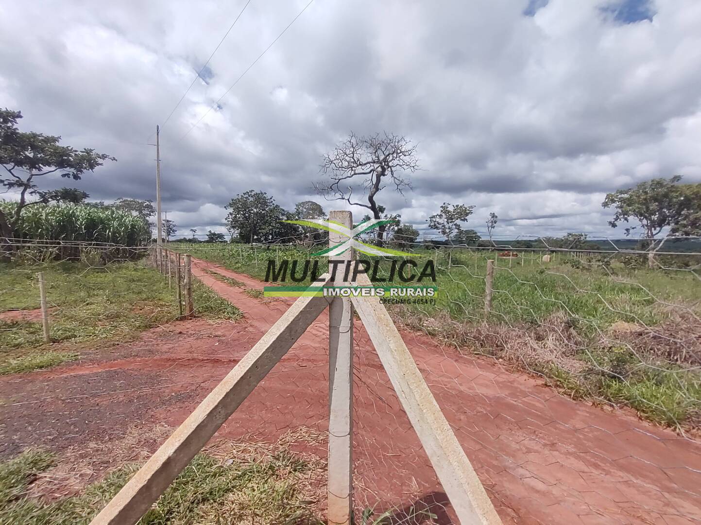 Chácara à venda com 3 quartos, 200m² - Foto 121
