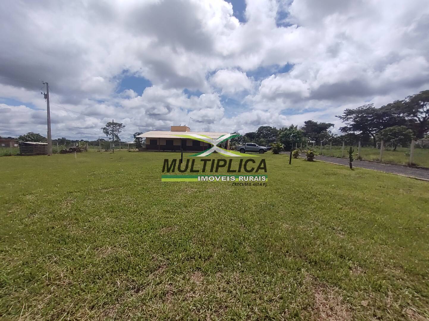 Chácara à venda com 3 quartos, 200m² - Foto 124