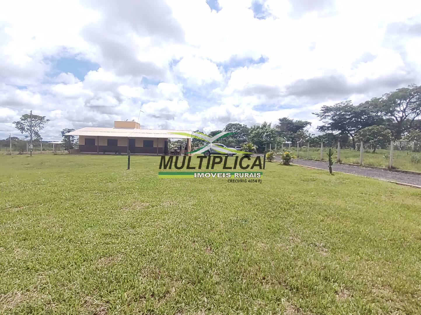 Chácara à venda com 3 quartos, 200m² - Foto 130