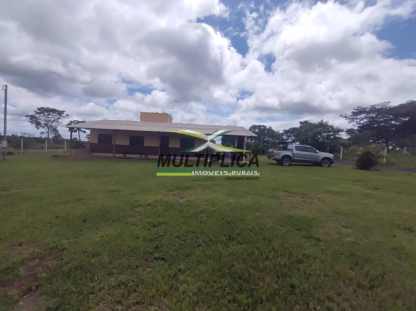 Chácara à venda com 3 quartos, 200m² - Foto 132