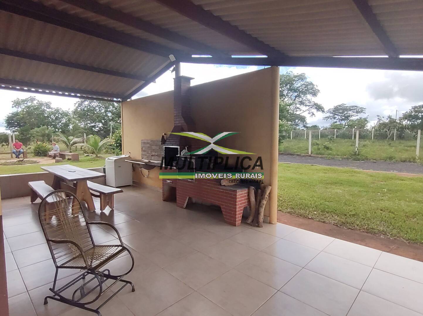 Chácara à venda com 3 quartos, 200m² - Foto 135