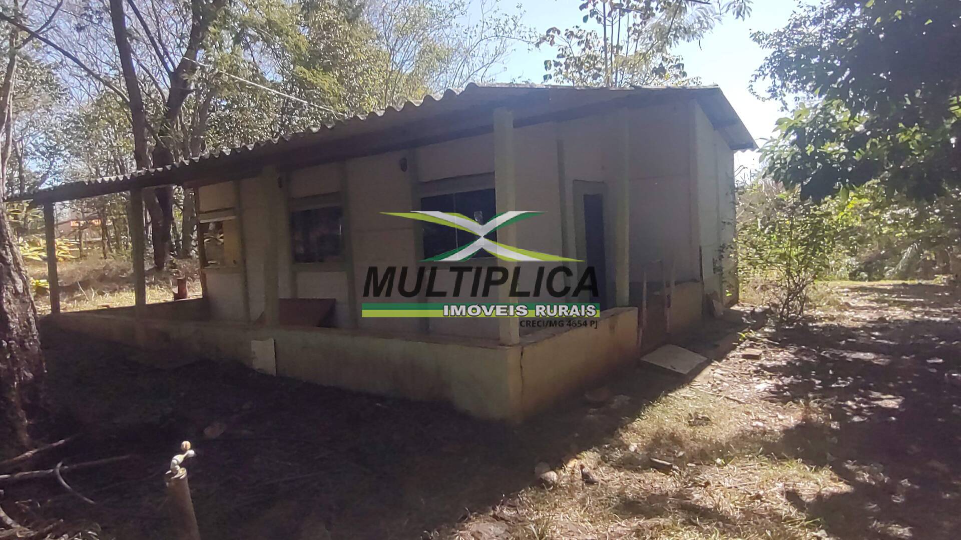 Chácara à venda com 6 quartos, 2m² - Foto 17