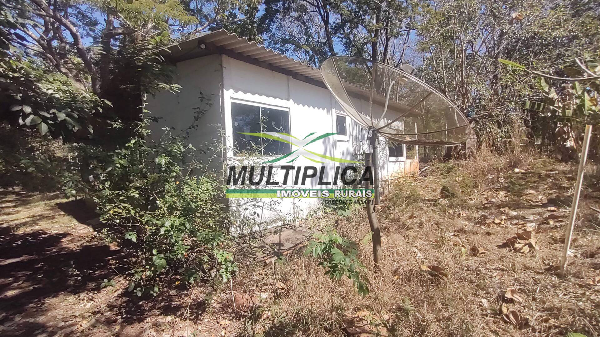 Chácara à venda com 6 quartos, 2m² - Foto 18