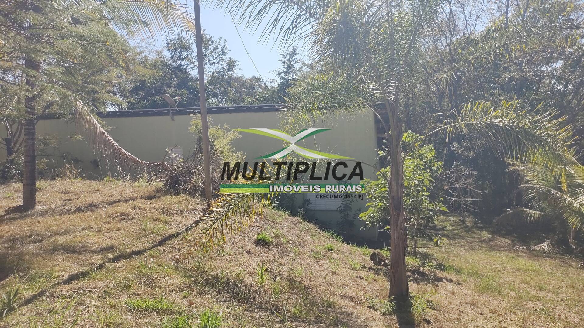 Chácara à venda com 6 quartos, 2m² - Foto 20