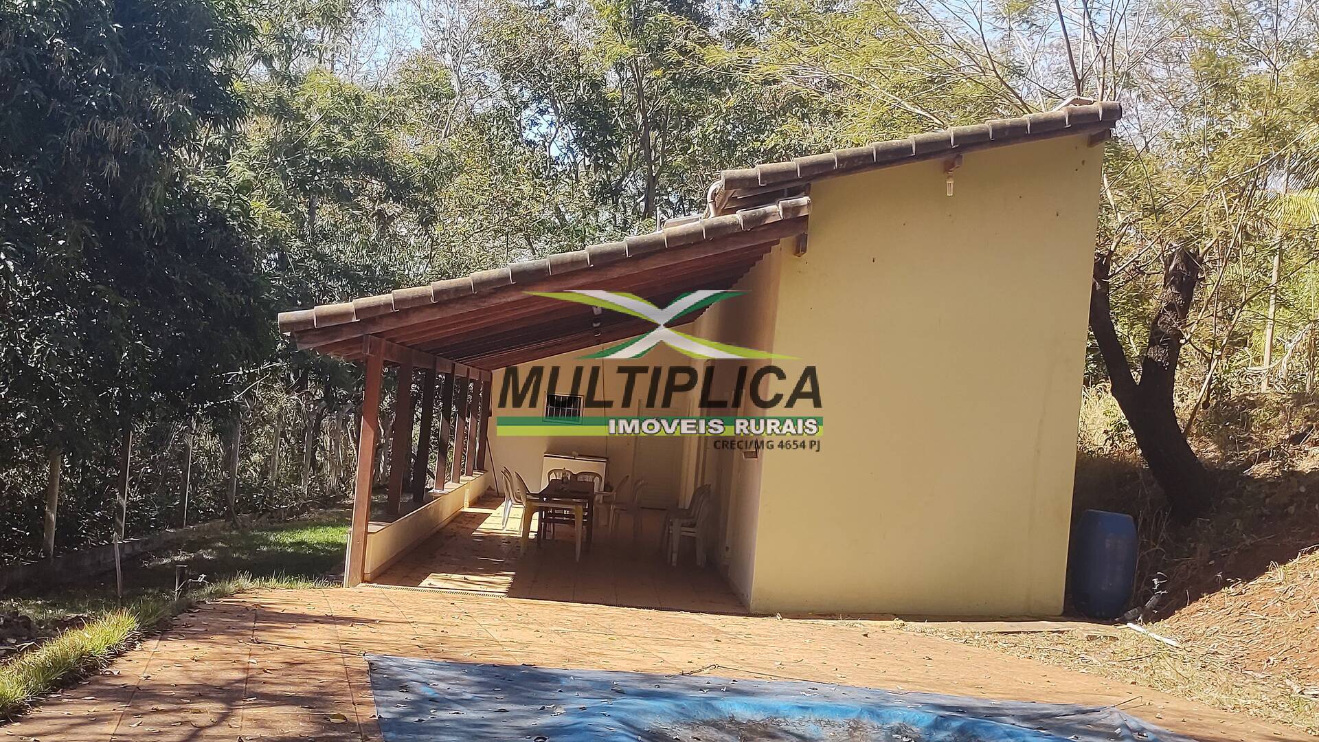 Chácara à venda com 6 quartos, 2m² - Foto 29