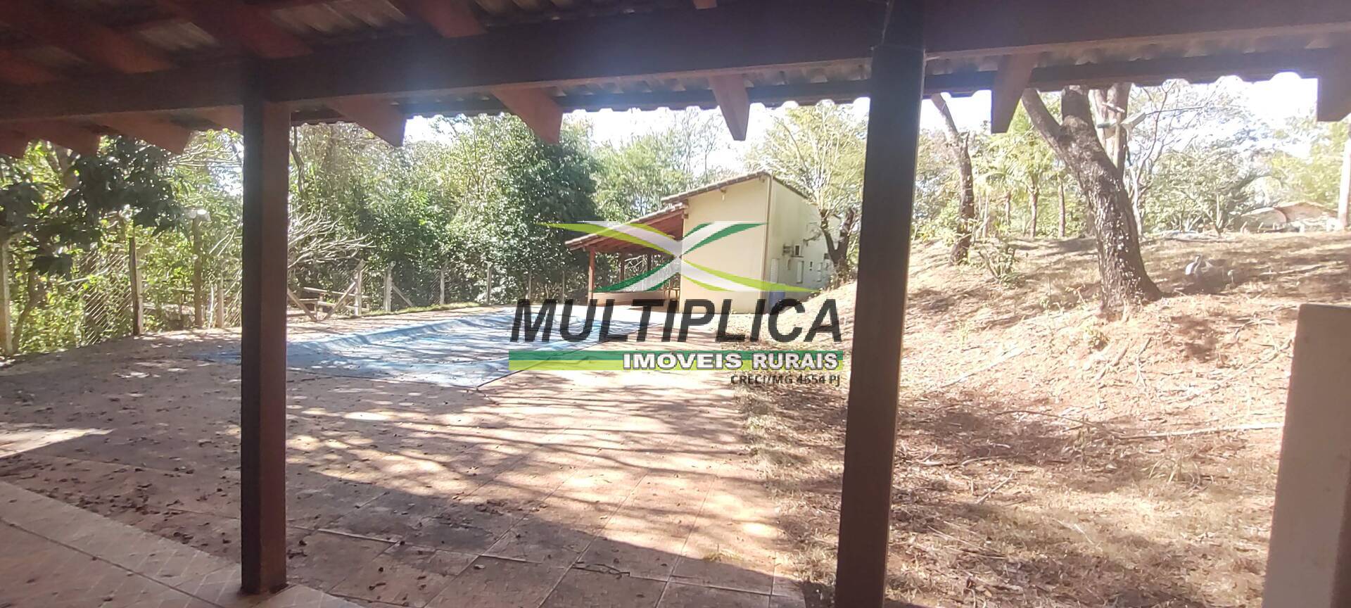 Chácara à venda com 6 quartos, 2m² - Foto 33