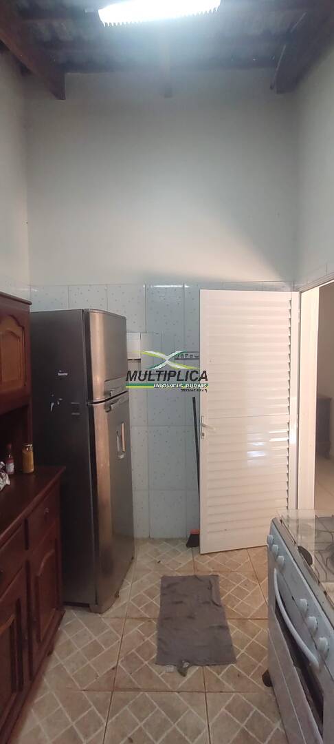 Chácara à venda com 6 quartos, 2m² - Foto 42