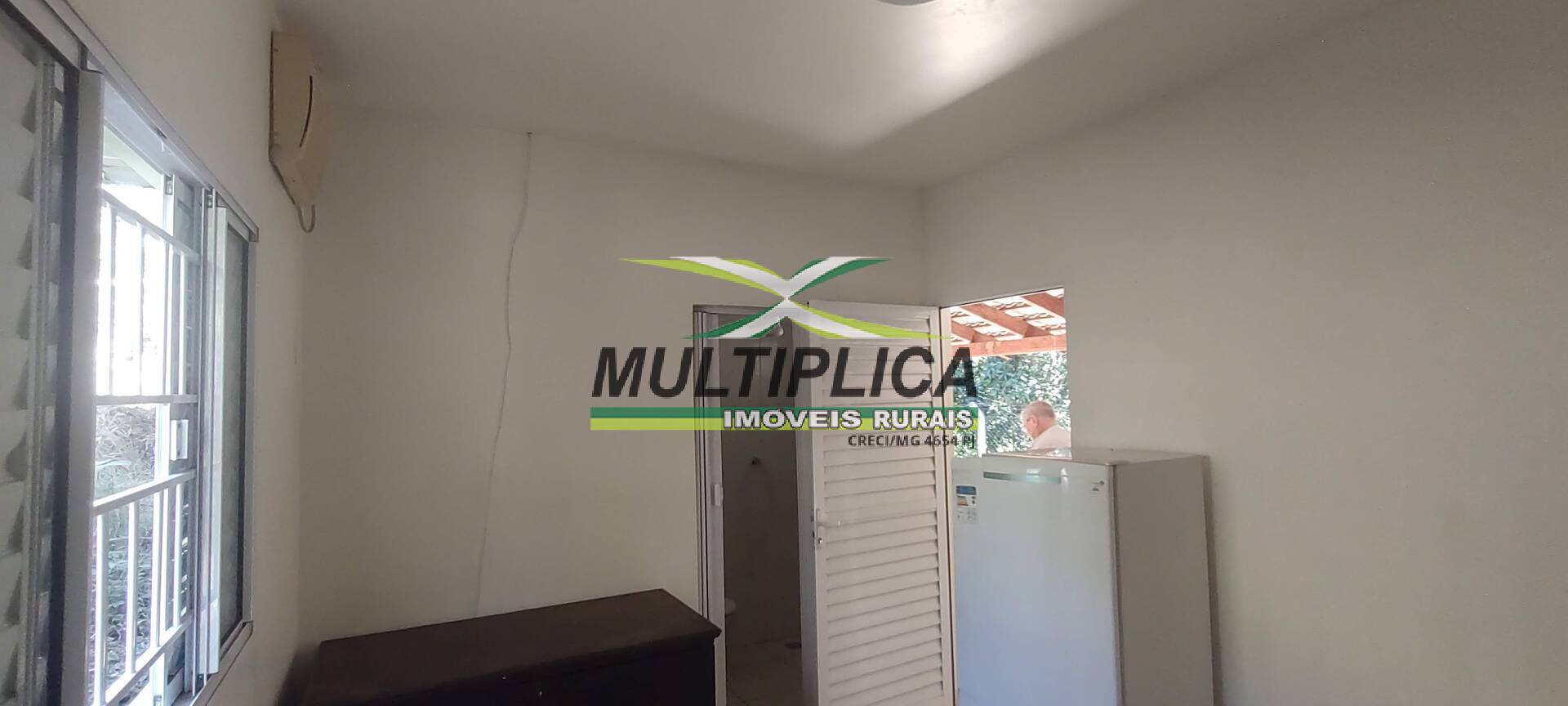 Chácara à venda com 6 quartos, 2m² - Foto 46