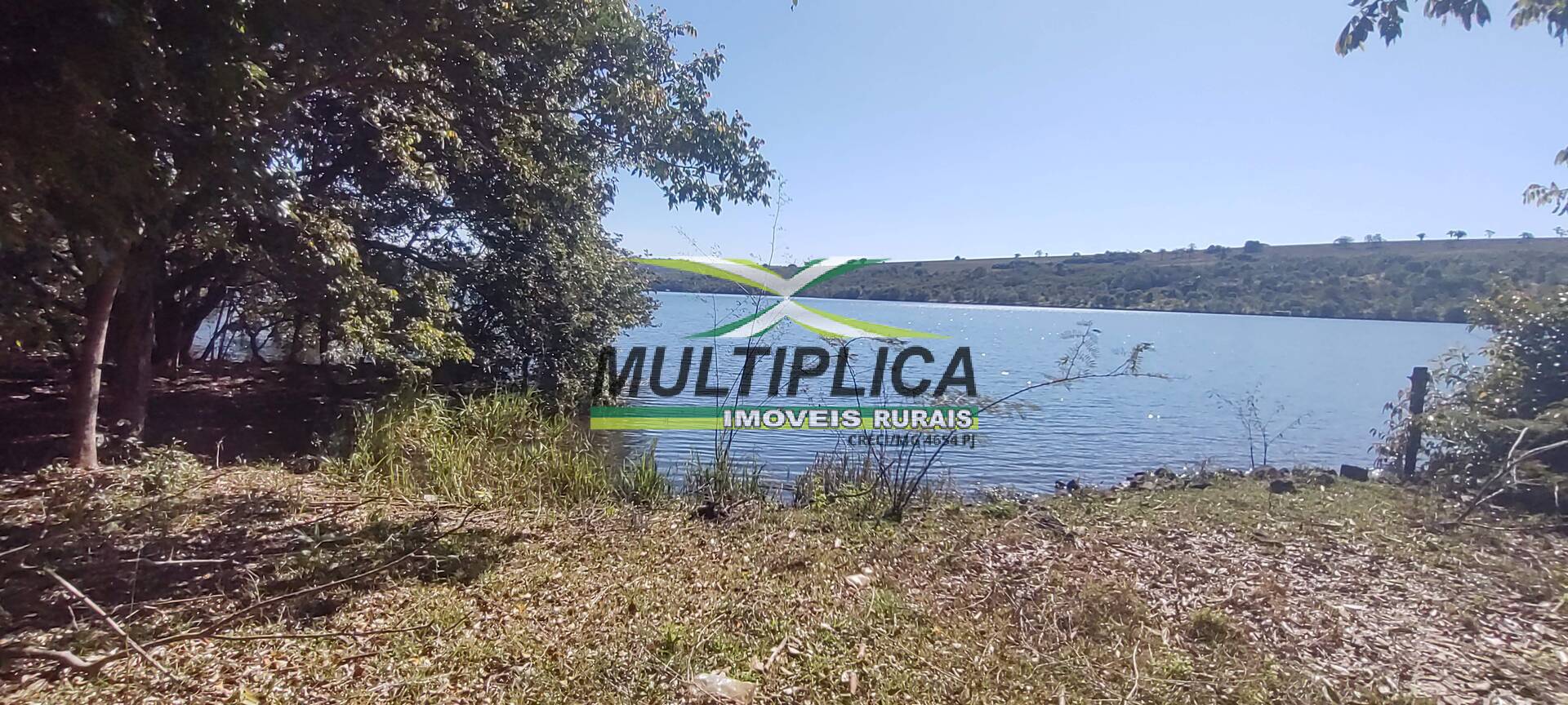 Chácara à venda com 6 quartos, 2m² - Foto 3